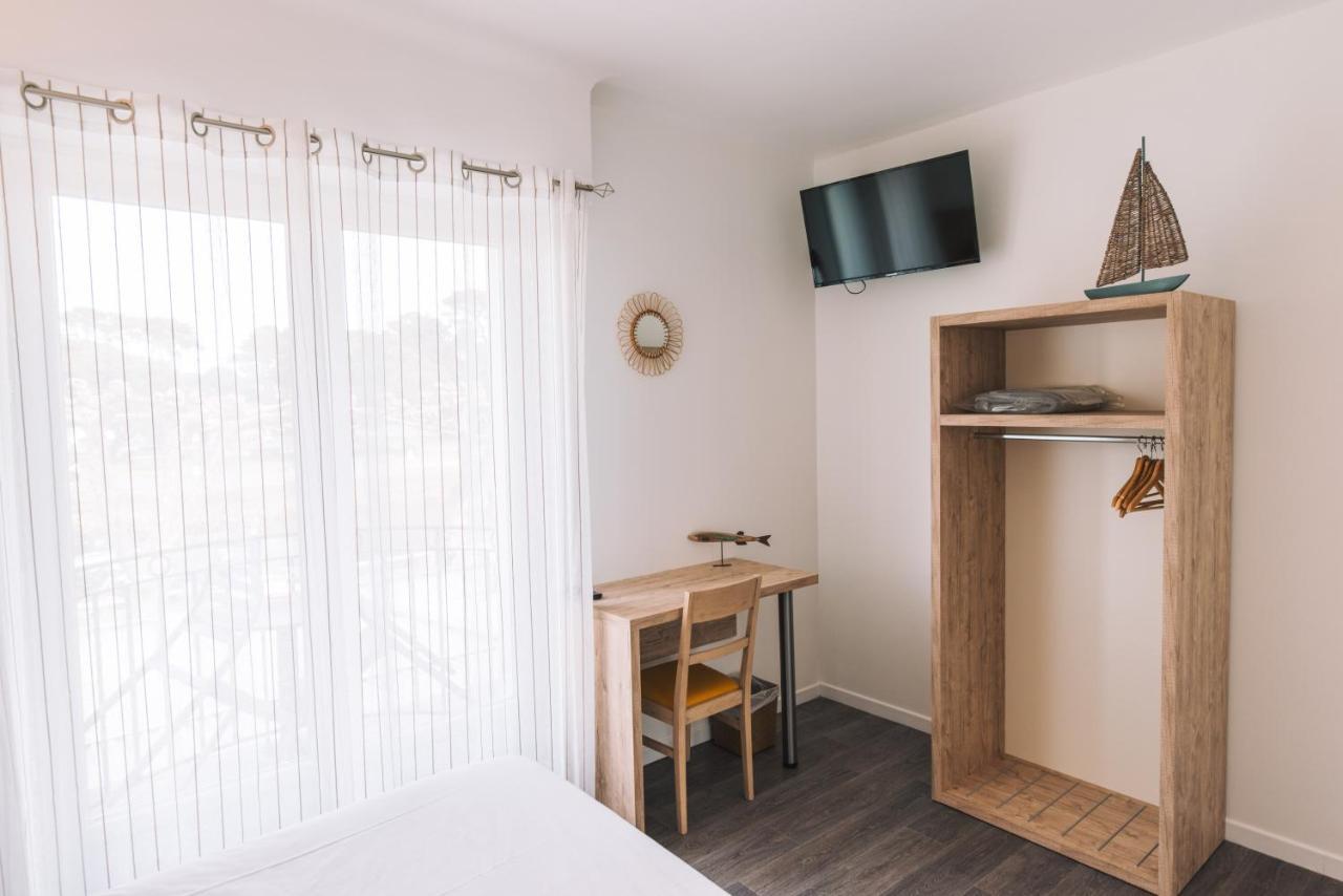 Chambre Double avec Balcon - Vue sur Port
